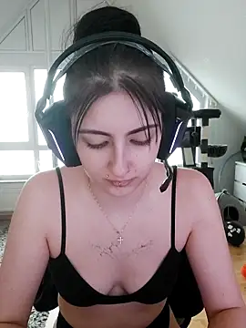 Gamergirl-Linela online show from 11/15/25, 01:15