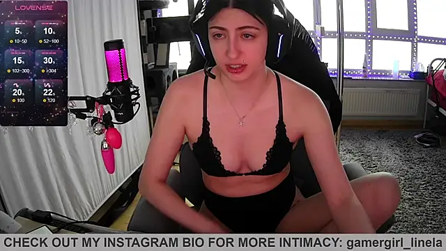 Gamergirl-Linela online show from 04/11/26, 04:32
