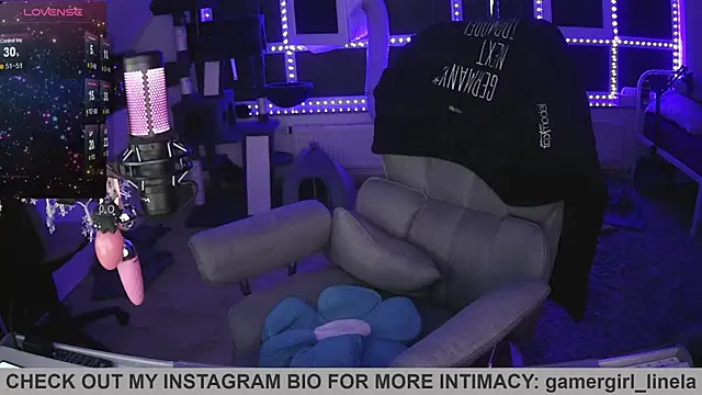 Snapshot of Gamergirl-Linela chatting on 06/16/26, 10:32 Gamergirl-Linela online show from 06/16/26, 10:32