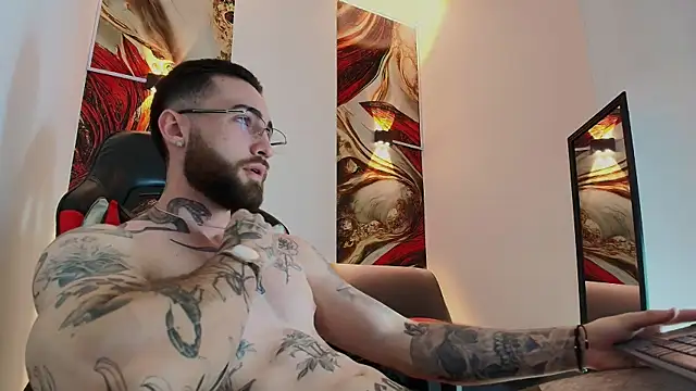 Luke davis01 online show from 11/14/25, 01:15