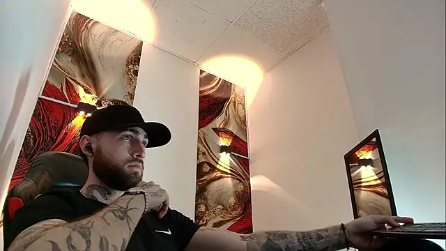 Luke davis01 online show from 02/23/26, 01:12