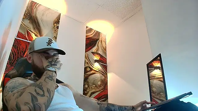Luke davis01 online show from 05/08/26, 01:15