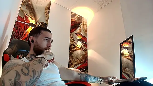 Luke davis01 online show from 03/31/26, 01:02