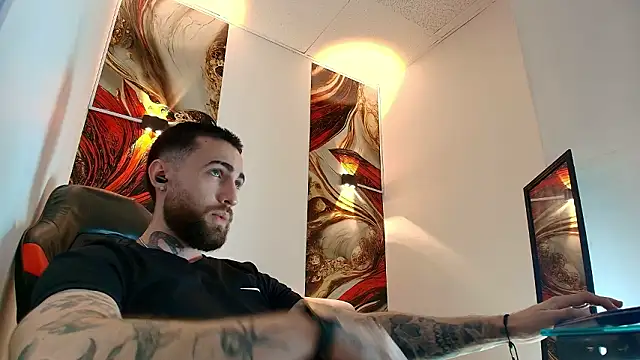 Luke davis01 online show from 03/18/26, 01:02