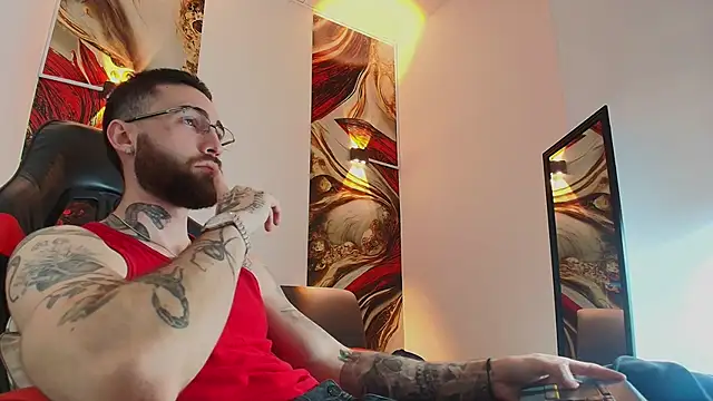 Luke davis01 online show from 10/27/25, 01:34