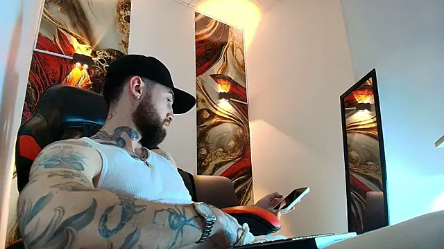 Luke davis01 online show from 05/09/26, 01:03