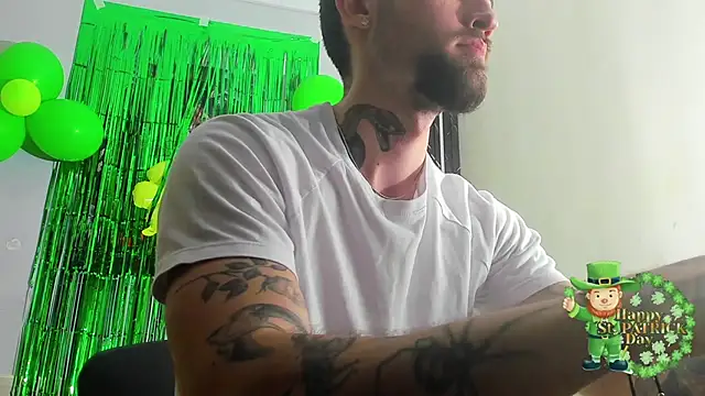 Snapshot of Luke_davis01 chatting on 03/17/25, 05:05 Luke davis01 online show from 03/17/25, 05:05