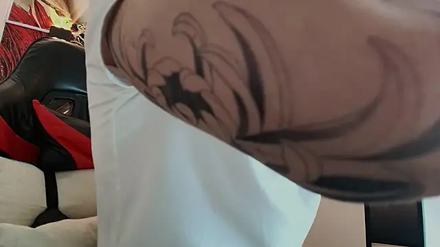 Luke davis01 online show from 11/29/25, 01:00