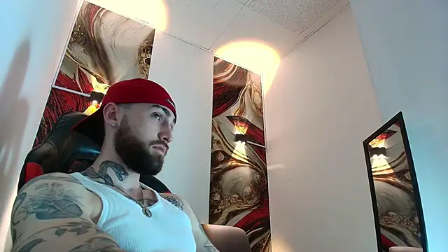 Luke davis01 online show from 01/08/26, 01:17