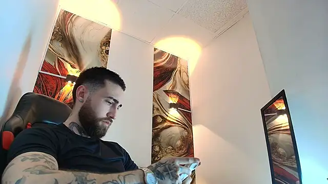 Luke davis01 online show from 05/06/26, 01:04