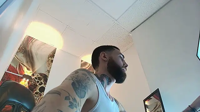 Luke davis01 online show from 05/29/26, 01:06