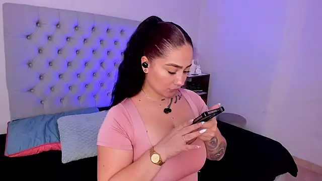 Morgan Wright online show from 12/16/25, 07:29