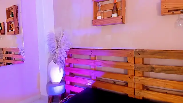 Morgan Wright online show from 09/19/25, 08:02