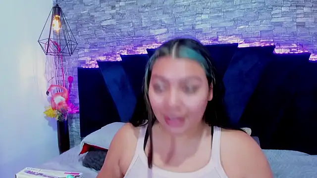 Sophia Brunett online show from 04/02/26, 11:50