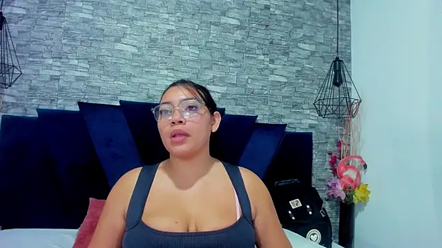 Snapshot of Sophia_Brunett chatting on 11/16/25, 12:21 Sophia Brunett online show from 11/16/25, 12:21