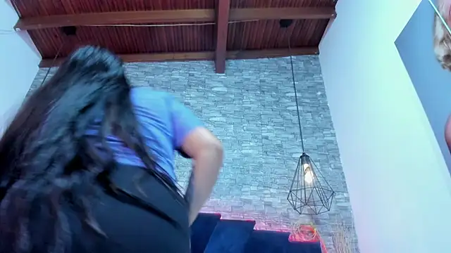 Sophia Brunett online show from 04/10/26, 11:50