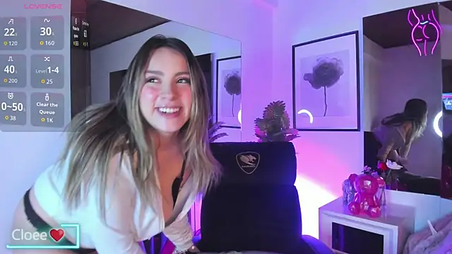 Cloee Rainbow1 online show from 11/19/25, 12:16