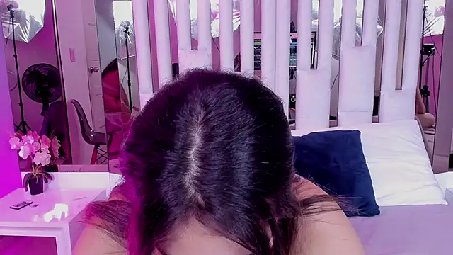 Cloee Rainbow1 online show from 03/20/25, 02:53