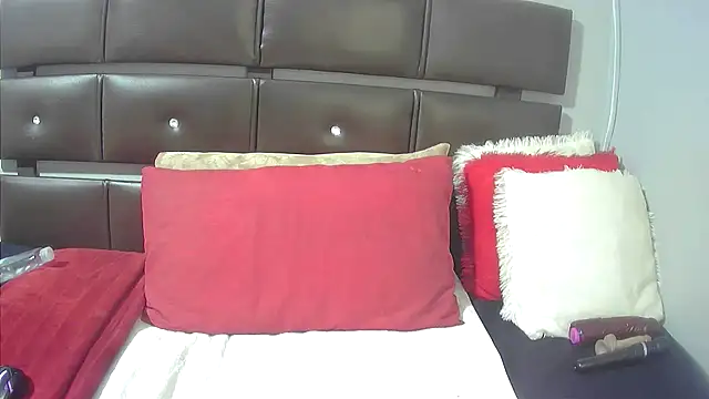 Snapshot of Mishanti chatting on 06/26/26, 10:04 Mishanti online show from 06/26/26, 10:04