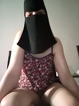 Milan-88 online show from 11/17/25, 02:54