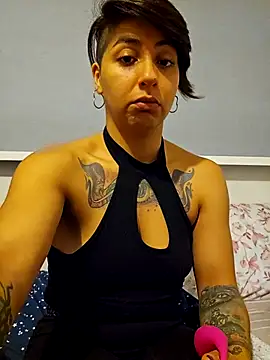 MaiPandora online show from 12/19/25, 04:49