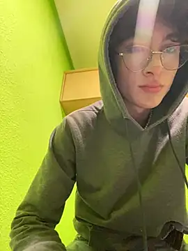 Snapshot of stormmart18 chatting on 02/07/25, 08:20 stormmart18 online show from 02/07/25, 08:20