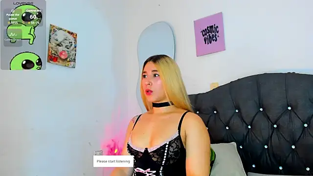 Vickyallien online show from 12/15/25, 03:51