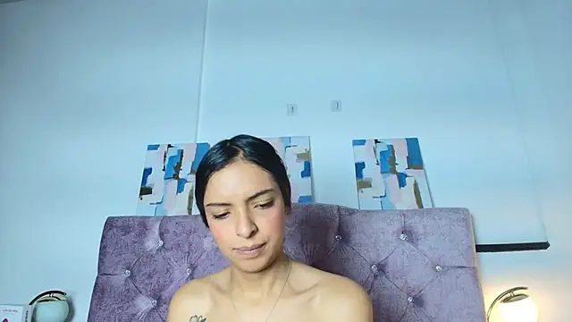 Skye Moore online show from 09/25/25, 12:00