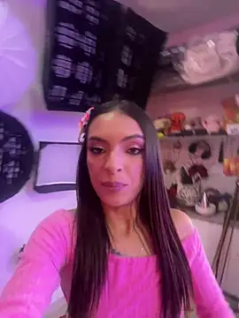 Skye Moore online show from 02/09/26, 05:00