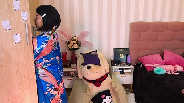 NataliaNovak online show from 05/13/26, 03:30