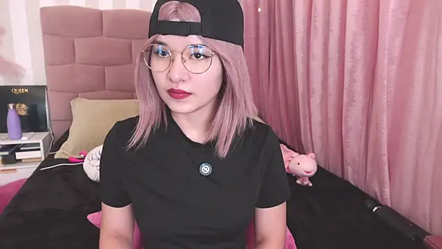 NataliaNovak online show from 04/09/26, 02:45