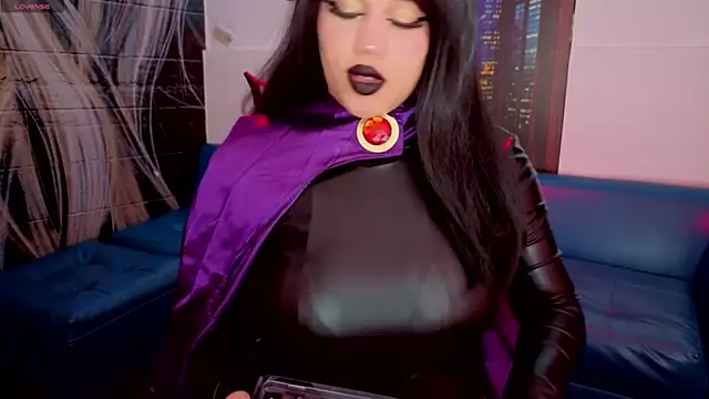 Rouse darkk online show from 10/31/25, 04:42