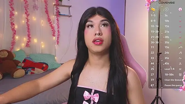 Sweettifani online show from 10/29/25, 05:56