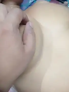 Snapshot of simrun70 chatting on 12/16/25, 12:04 simrun70 online show from 12/16/25, 12:04