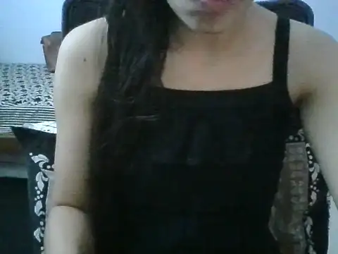 laila 10 online show from 03/19/26, 06:46