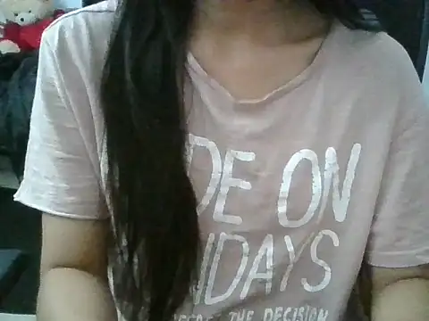 laila 10 online show from 03/27/26, 08:37