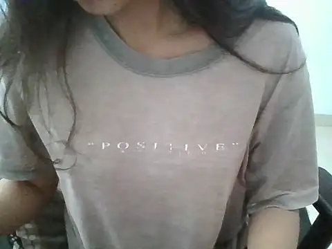 laila 10 online show from 03/20/26, 11:00