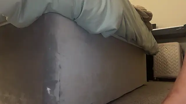 Snapshot of skyejde chatting on 02/05/26, 06:37 skyejde online show from 02/05/26, 06:37