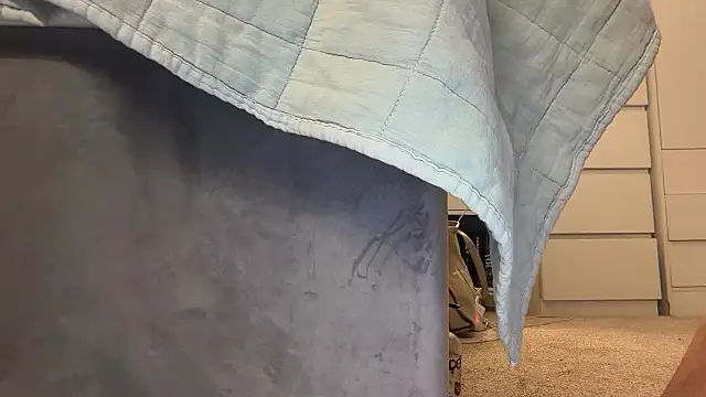 skyejde online show from 09/19/25, 07:18