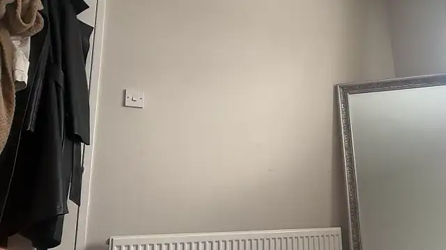 skyejde online show from 10/28/25, 02:38