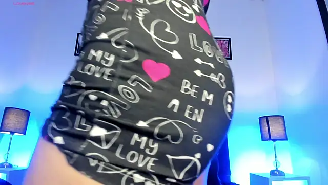  michonne  online show from 03/11/25, 11:04