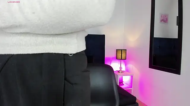  michonne  online show from 03/04/25, 07:43