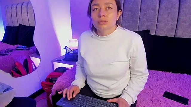  michonne  online show from 03/27/26, 09:05