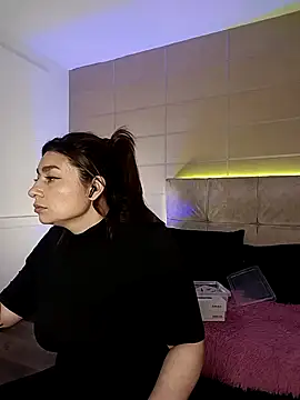  michonne  online show from 10/29/25, 08:30