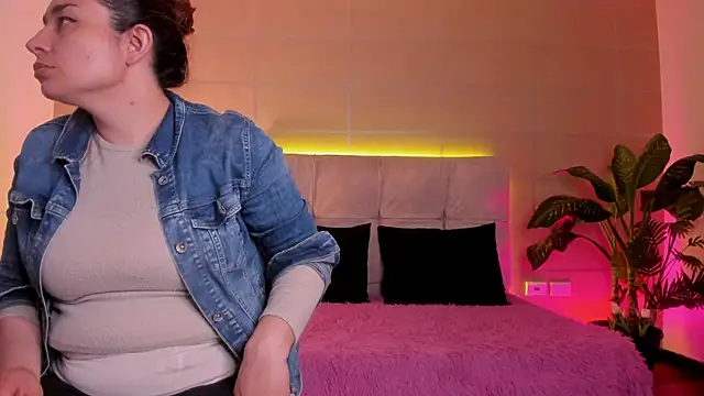  michonne  online show from 02/14/26, 03:07