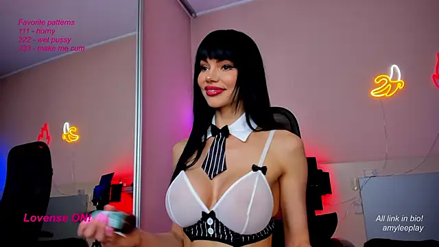 AmyLeeplay online show from 03/11/25, 05:02