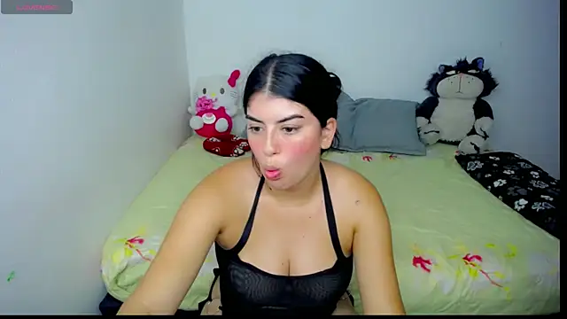 Snapshot of hello_kityy25 chatting on 07/10/26, 02:50 hello kityy25 online show from 07/10/26, 02:50