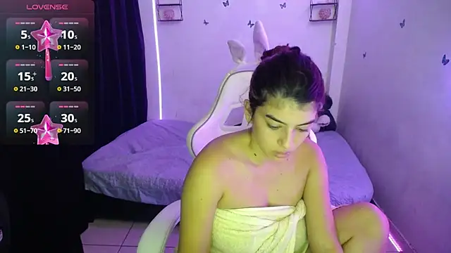 Snapshot of hello_kityy25 chatting on 03/14/25, 06:29 hello kityy25 online show from 03/14/25, 06:29