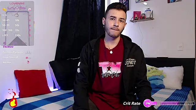 Snapshot of kyle_clint07 chatting on 11/19/25, 07:03 kyle clint07 online show from 11/19/25, 07:03