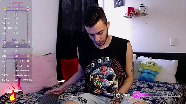 Snapshot of kyle_clint07 chatting on 12/18/25, 03:16 kyle clint07 online show from 12/18/25, 03:16